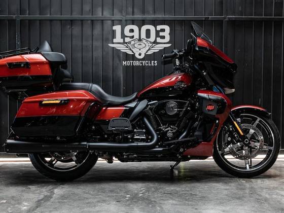 HARLEY-DAVIDSON STREET GLIDE ULTRA 